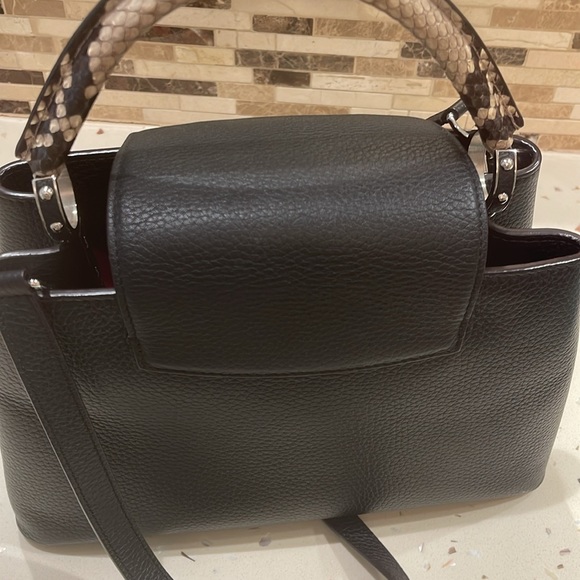 Louis Vuitton Black Taurillon Leather and Python Capucines MM. 100% authentic - Picture 7 of 15